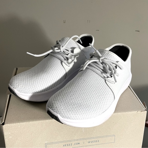 LIKE-NEW Vessi Everyday Waterproof Sneaker - Picture 6 of 10